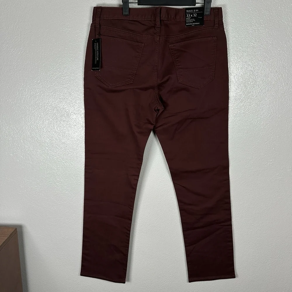 NEW Banana Republic Travel Jeans Pants Mens 33x32 Travelers Slim Fit Maroon Red